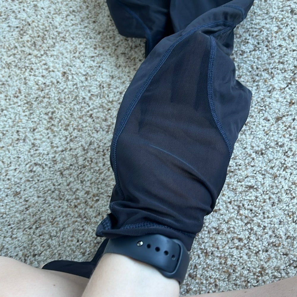 p’tula Black High-Waisted athletic sporty Leggings - Picture 7 of 12